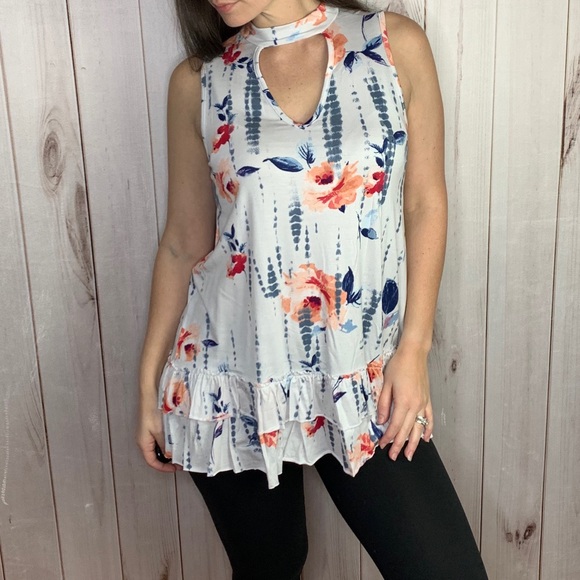 The Cordelia Top- white floral sleeveless top - Picture 7 of 9